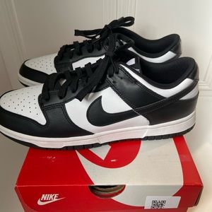 Nike Retro Panda Dunks Low